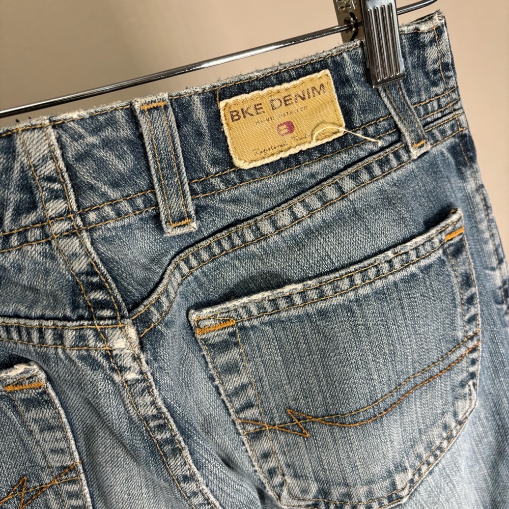 Vintage BKE Harbor Distressed Frayed 100% Cotton Long Flare Jeans Size 25 Y2K - Picture 7 of 12